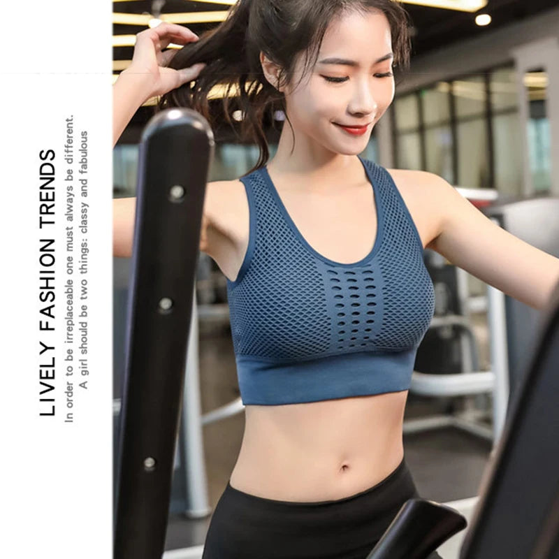 Ultimate comfort and support with Bymermaids' Seamless Gym Bralette, a breathable sports bra with bone-free design for unrestricted movement during your workouts.
