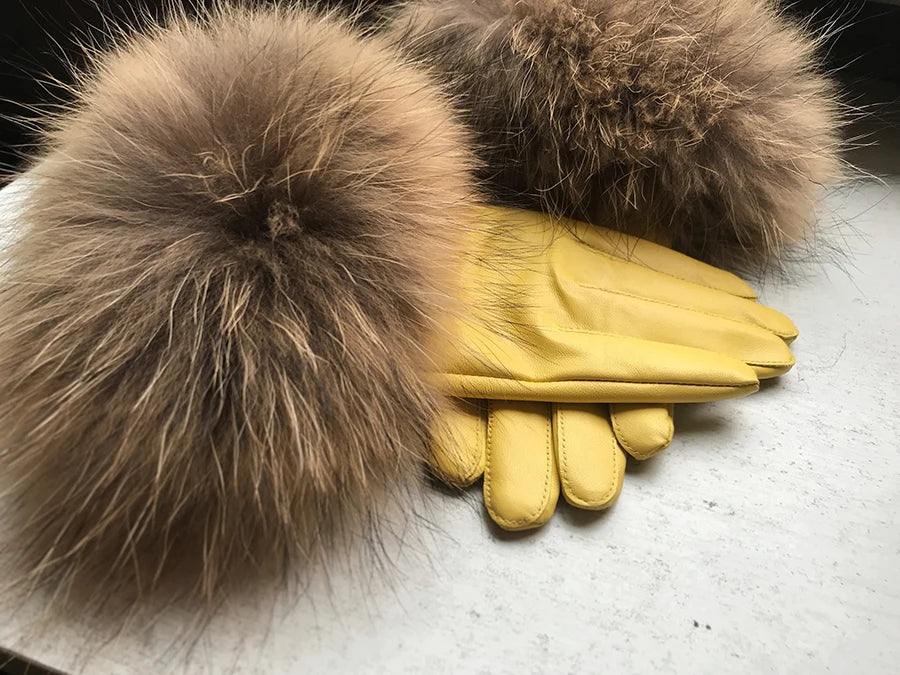 Luxurious genuine leather real raccoon fur women's gloves, big raccoon fur, and sheepskin, ensuring velvet warmth and touch for the winter season for snow cold weather .