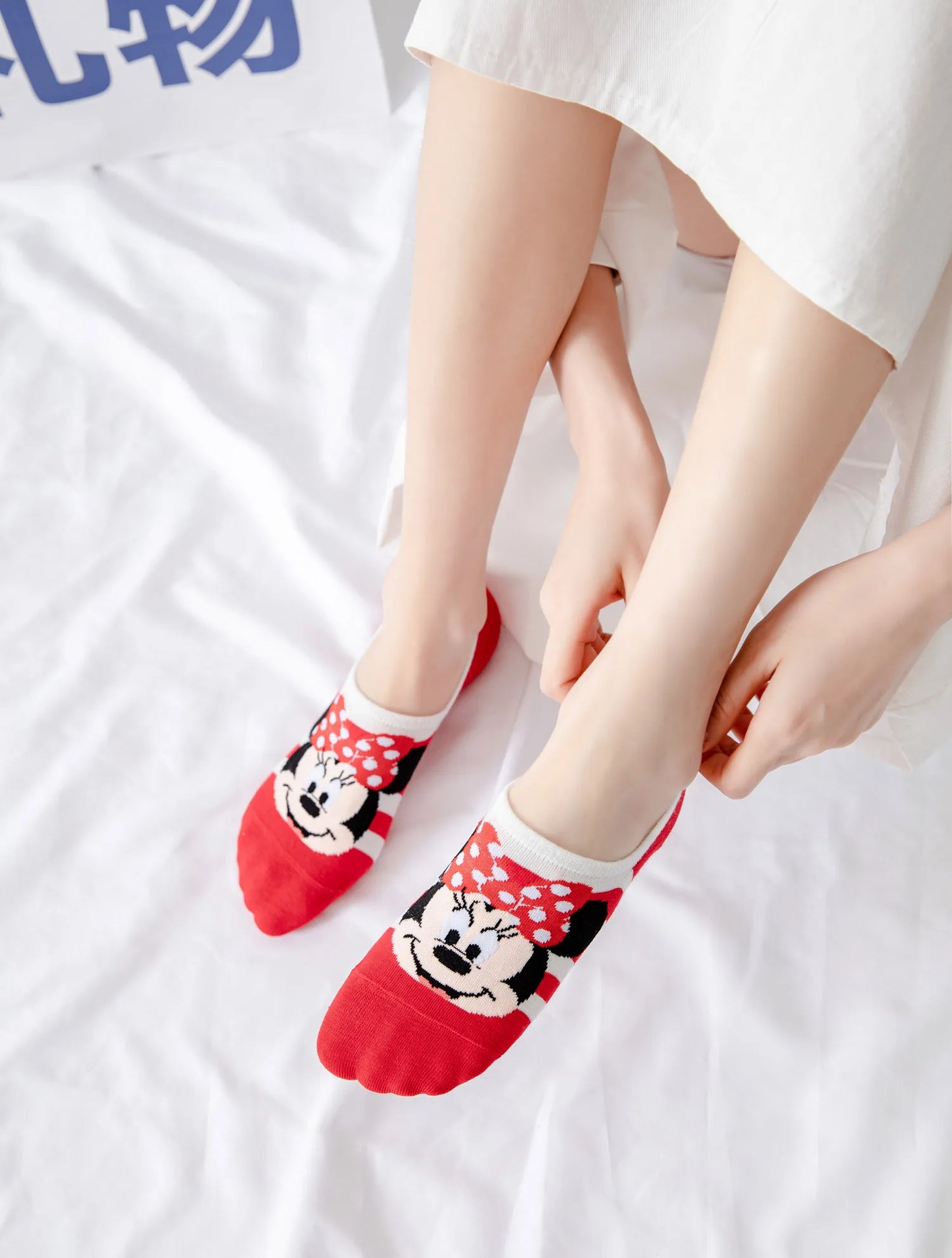 5 pairs Disney luney tunes cartoon socks - cute & casual women's invisible socks (size 34-40)