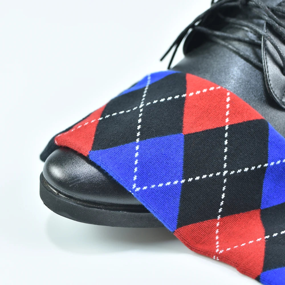 Gemusterte Trendsocken für Herren aus weicher und atmungsaktiver Baumwolle, hochwertiger Tragekomfort in Übergrößen