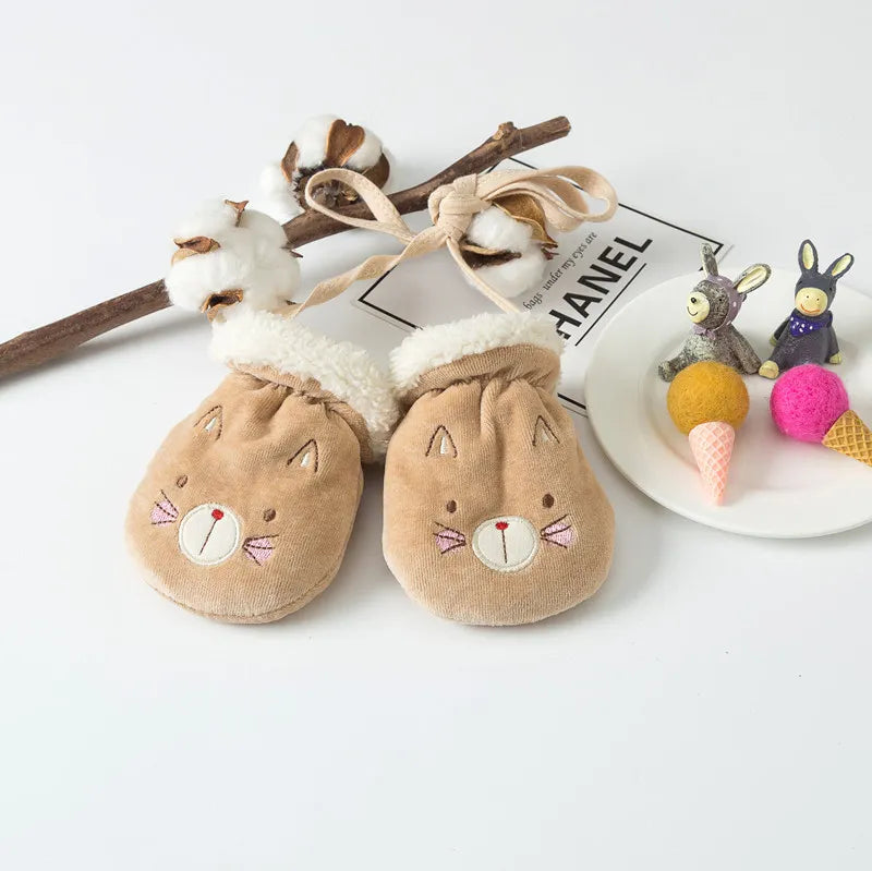 Cartoon baby winter gloves: full finger mittens for infant & toddler hand warmth (0-3Y) - anti-grab, fleece-lined!