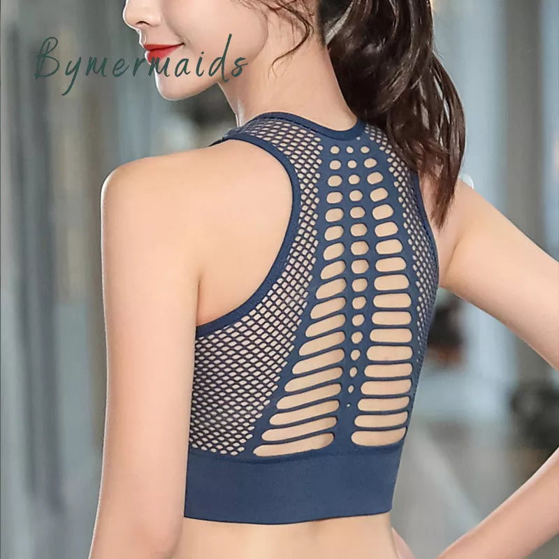 Ultimate comfort and support with Bymermaids' Seamless Gym Bralette, a breathable sports bra with bone-free design for unrestricted movement during your workouts.
