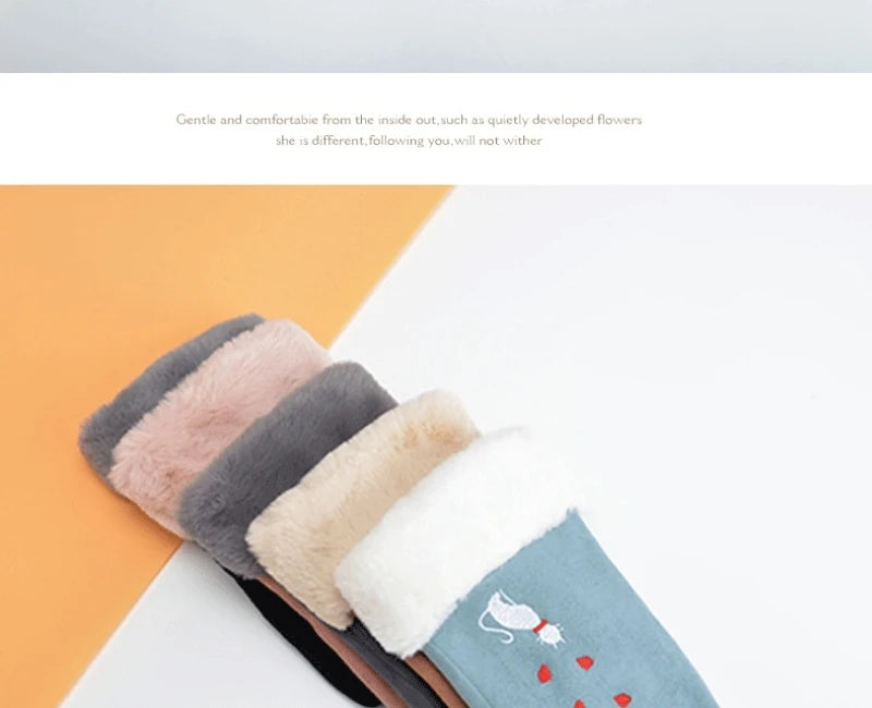 Elegant cat winter women's suede touch screen gloves with cozy soft velvet inside thicken female cats embroidery gloves
