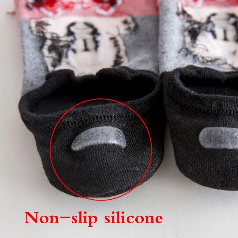 5 pairs Disney luney tunes cartoon socks - cute & casual women's invisible socks (size 34-40)