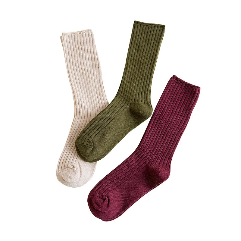 Cozy Retro Long Cotton Socks: Winter Essentials