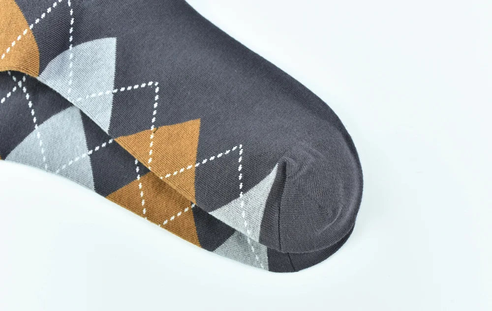 Gemusterte Trendsocken für Herren aus weicher und atmungsaktiver Baumwolle, hochwertiger Tragekomfort in Übergrößen
