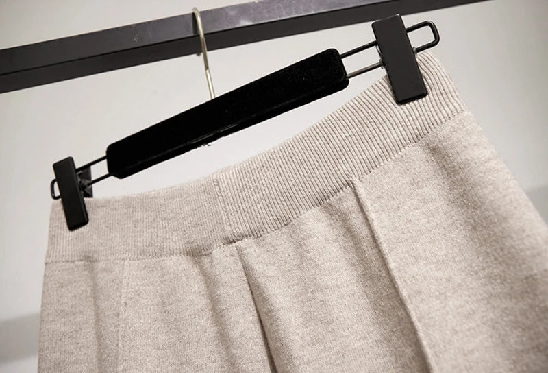 Sophisticated solid knitted two-piece set with turtleneck batwing sweater and casual wide leg pants loungewear set