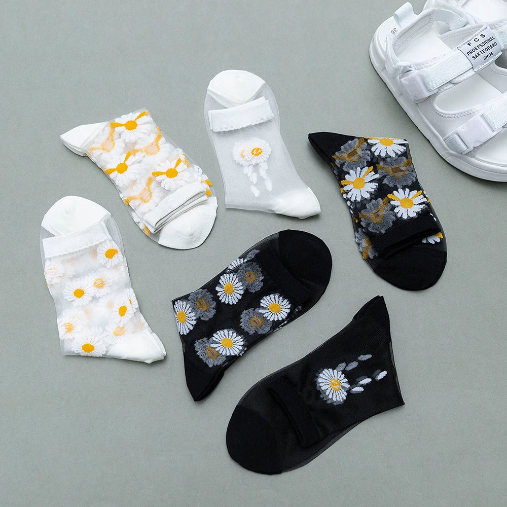 3 pairs super set of women's summer floral socks - delicate crystal-clear daisies, stylish and comfy!