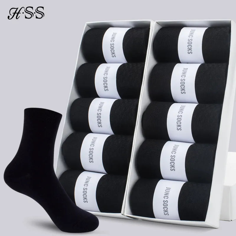 Men's stylish cotton socks for comfort in black -suitable for both casual and business looks