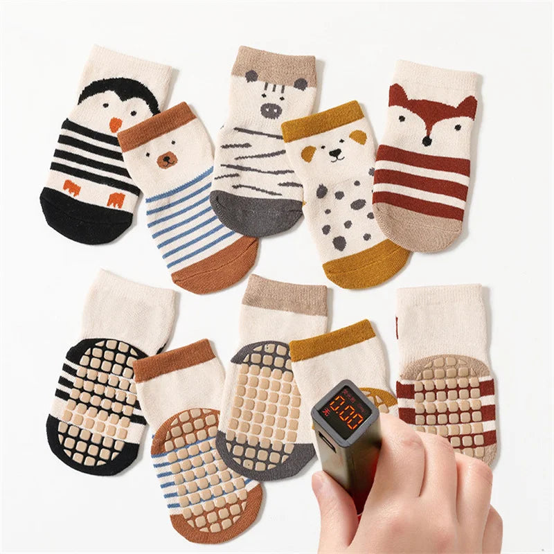 Adorable stripes toddler baby socks have Non-Slip bottom cotton comfort for Girls and Boys newborn to 5 years