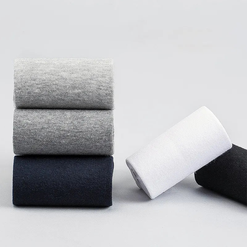 Men's stylish cotton socks for comfort in black -suitable for both casual and business looks