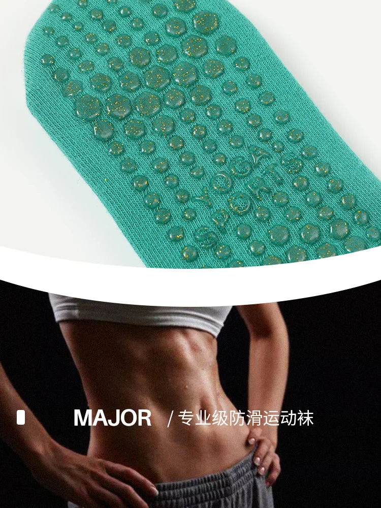 non-slip Mid-Tube Gradient Yoga Socks from breathable Cotton for Comfort for Women's Dance, Ballet, Pilates, yoga and exercise