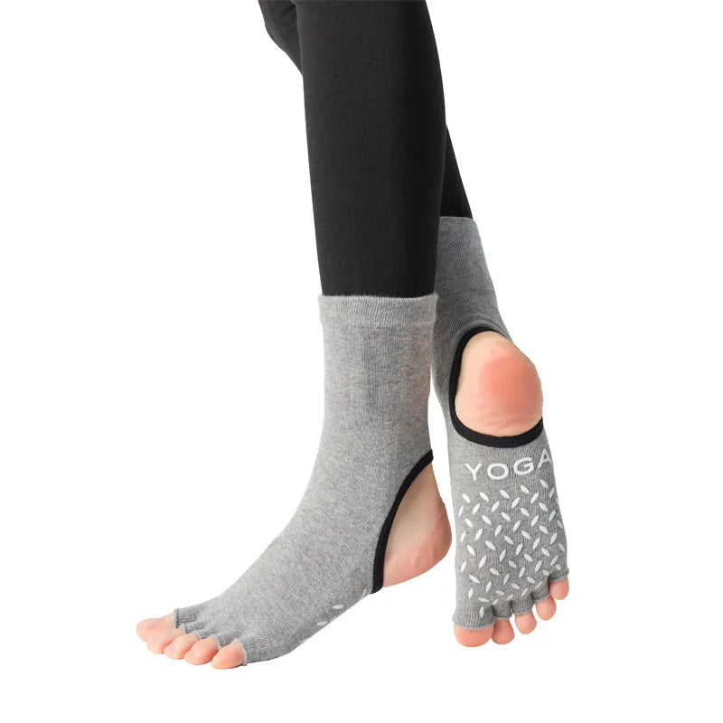 Silicone non-slip toeless yoga pilates socks with five fingers for women in fitness, sport, dance, ballet – elegant ankle socks for the active lady