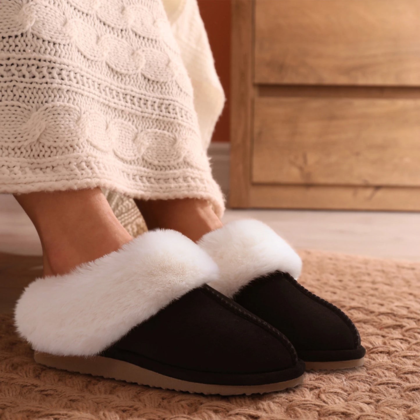 Suede Fur Slides warm winter slipers Luxury Comfort for Women brown grey beige black colours available great gift!