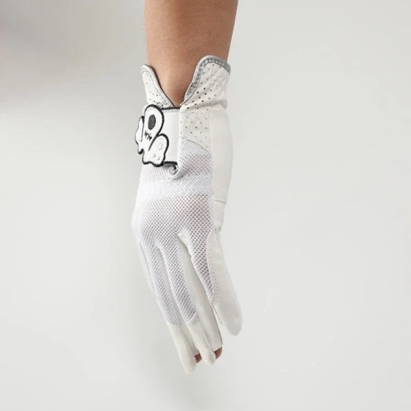 Chic and breathable women's golf sheepskin gloves for casual sports with exposed fingers and touchscreen capability