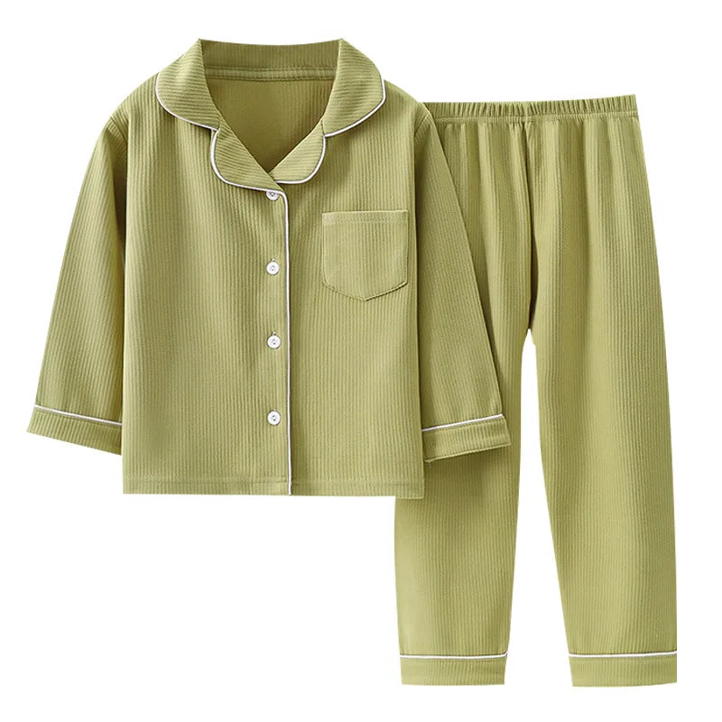 Children's Pyjama Sets, cozy and stylish sleepwear for kids 1 to 16 years. Lounging and bedtime quality sets for Autumn Winter