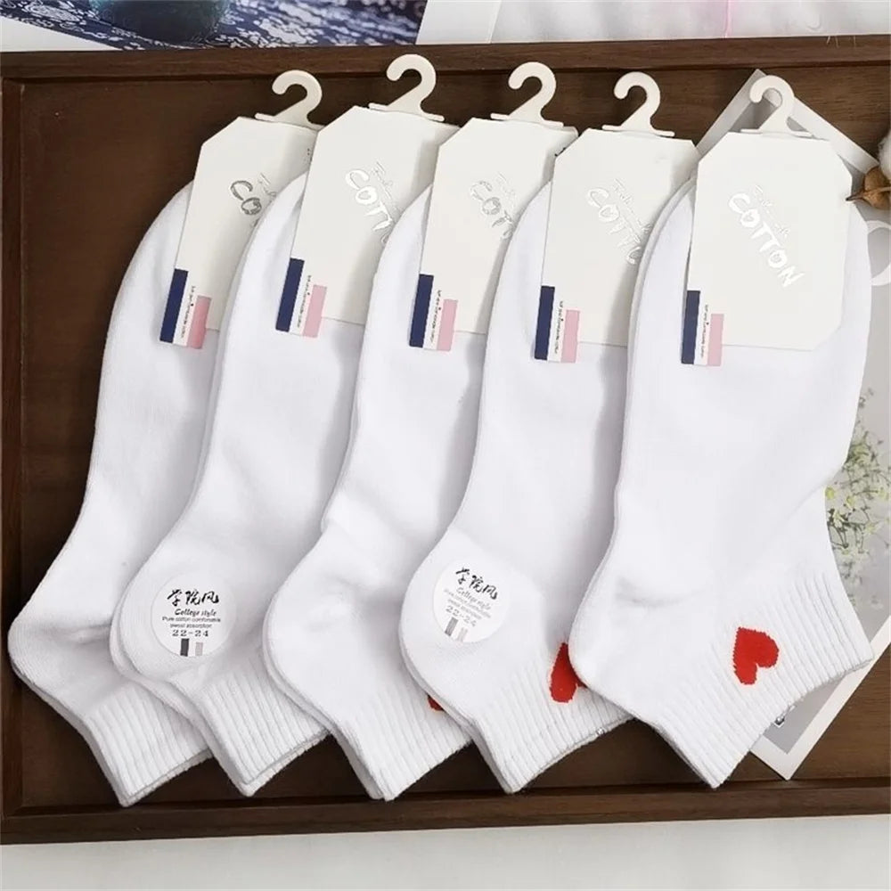 Charmant coeur coton mélangé chaussettes ensemble pf 5 paires de chaussettes de bateau à tube bas de mode d'été pour femmes