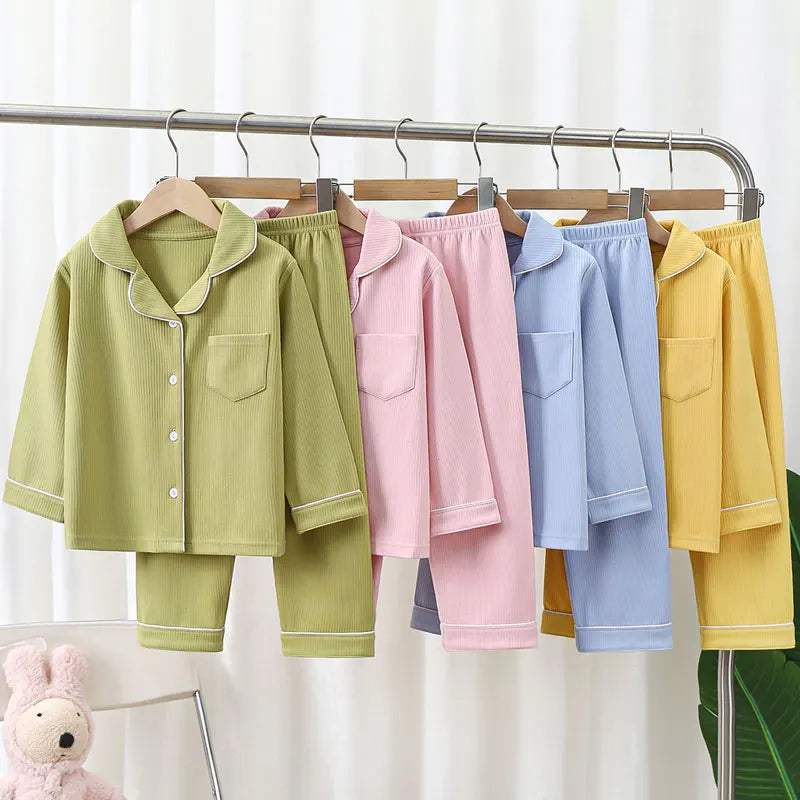 Children's Pyjama Sets, cozy and stylish sleepwear for kids 1 to 16 years. Lounging and bedtime quality sets for Autumn Winter