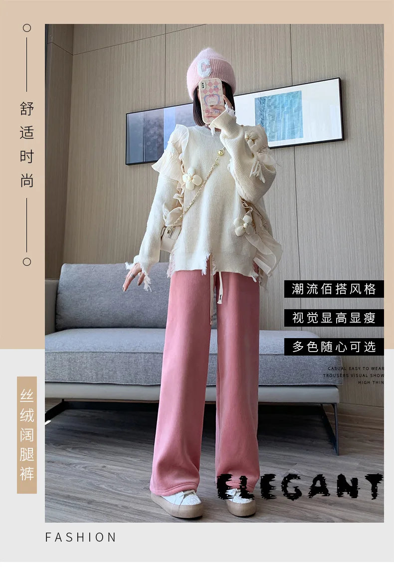 Women's Long Fleece-Lined Pants for autumn and winter. Featuring a flattering high waist and wide-leg silhouette, these pants offer both warmth and timeless elegance