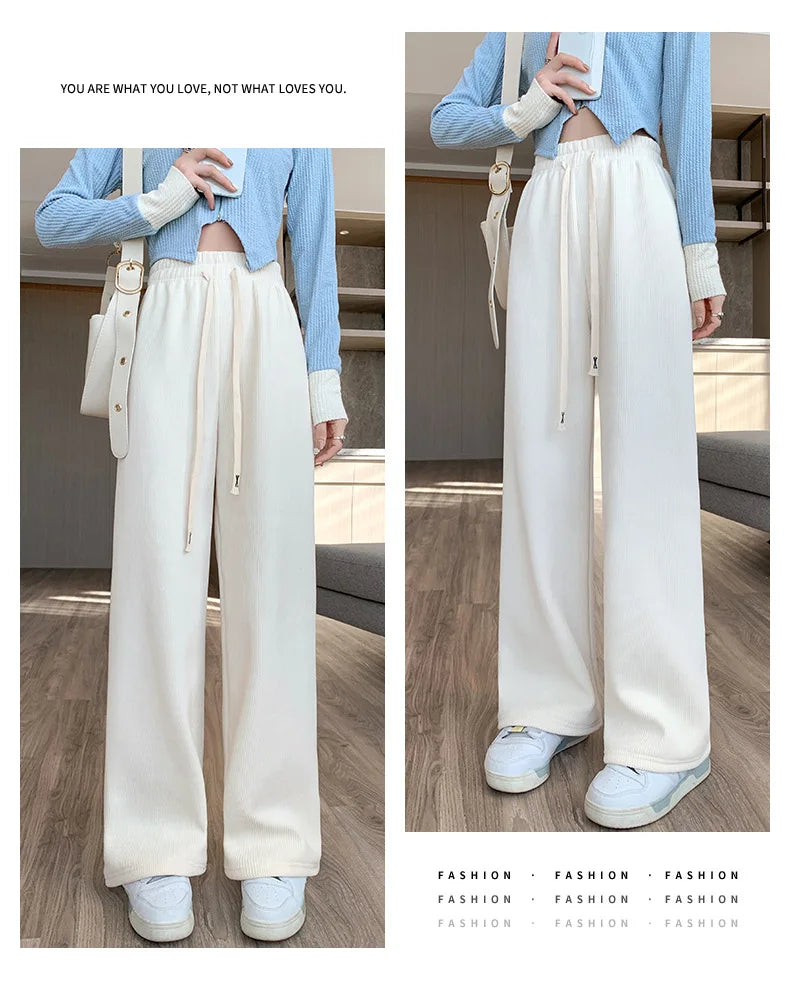 Women's Long Fleece-Lined Pants for autumn and winter. Featuring a flattering high waist and wide-leg silhouette, these pants offer both warmth and timeless elegance