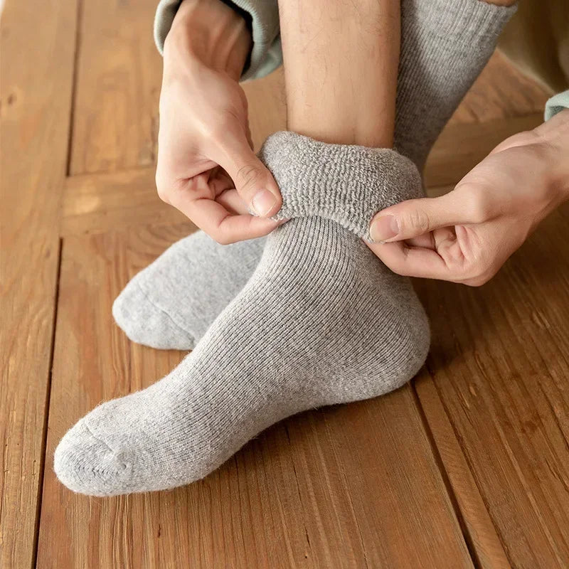 Premium unisex wool blend socks, for both men and women seeking warmth and durability