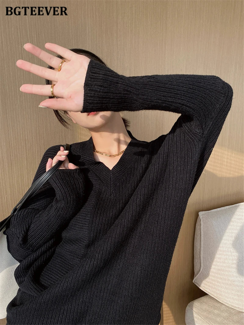 Elevate your winter wardrobe with our chic Knitted 2-Piece Set for women, boasting a turtleneck collar and high-waisted wide-leg pants. This cozy loungewear coy exudes both comfort and sophistication