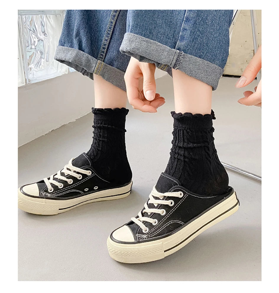 Chic striped women's mid-tube socks - 2 pairs set
