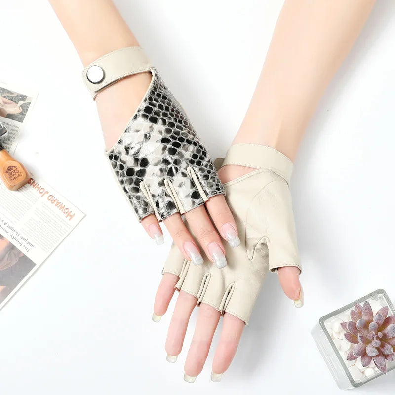 Gants mi-doigts en cuir urbain chic et nerveux pour femmes - fitness, sport, mode danse - dames conduite sans doigts, course, gants de moto moufles