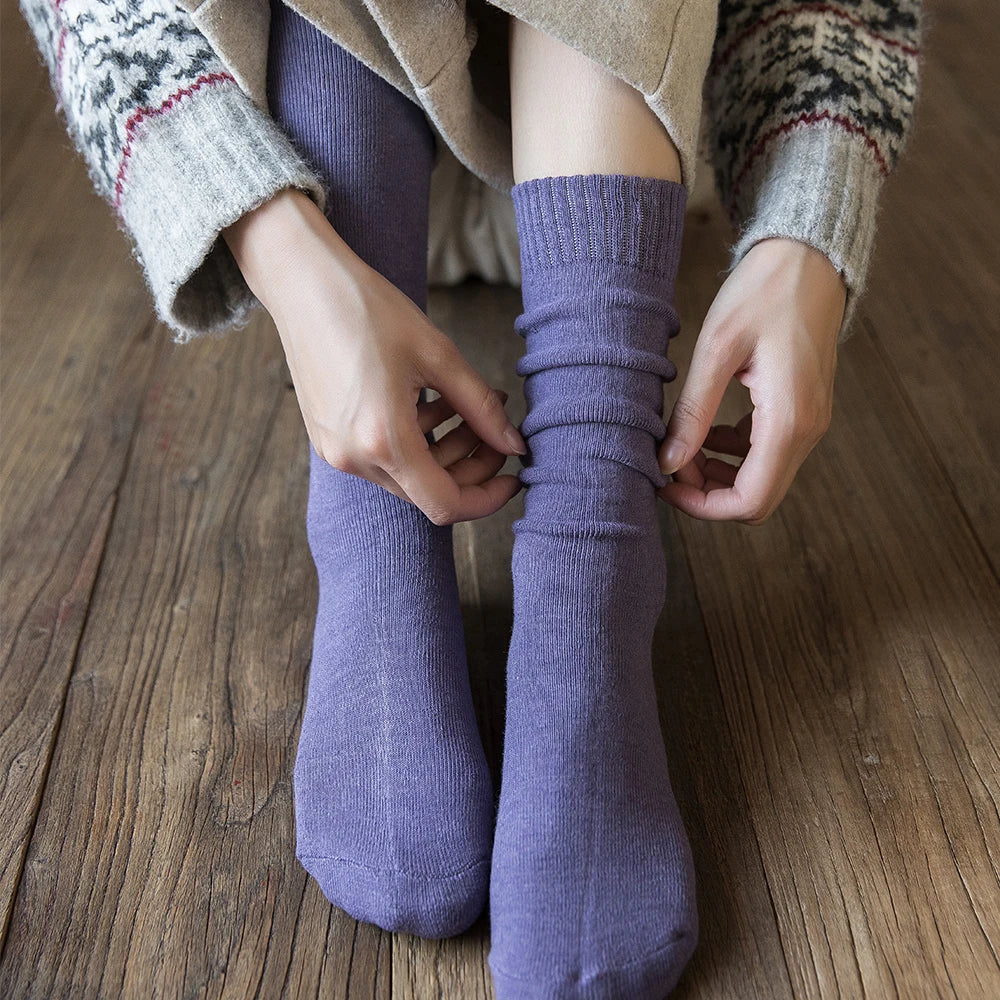 Winter cotton women calf socks that are warm, stylish, and of high-quality