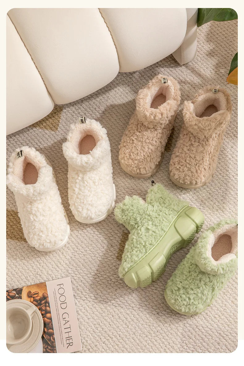 Winter warm shoes for women slippers with soft plush and platform sole, perfect for couples at home or on the street, snow boots for cozy and fluffy winter footwear.