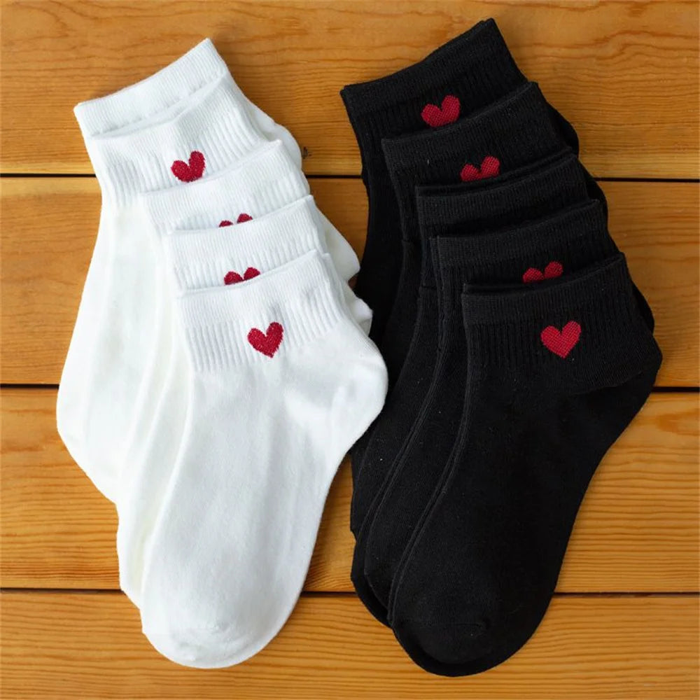 Charmant coeur coton mélangé chaussettes ensemble pf 5 paires de chaussettes de bateau à tube bas de mode d'été pour femmes