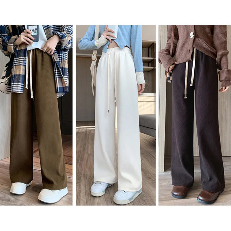 Women's Long Fleece-Lined Pants for autumn and winter. Featuring a flattering high waist and wide-leg silhouette, these pants offer both warmth and timeless elegance