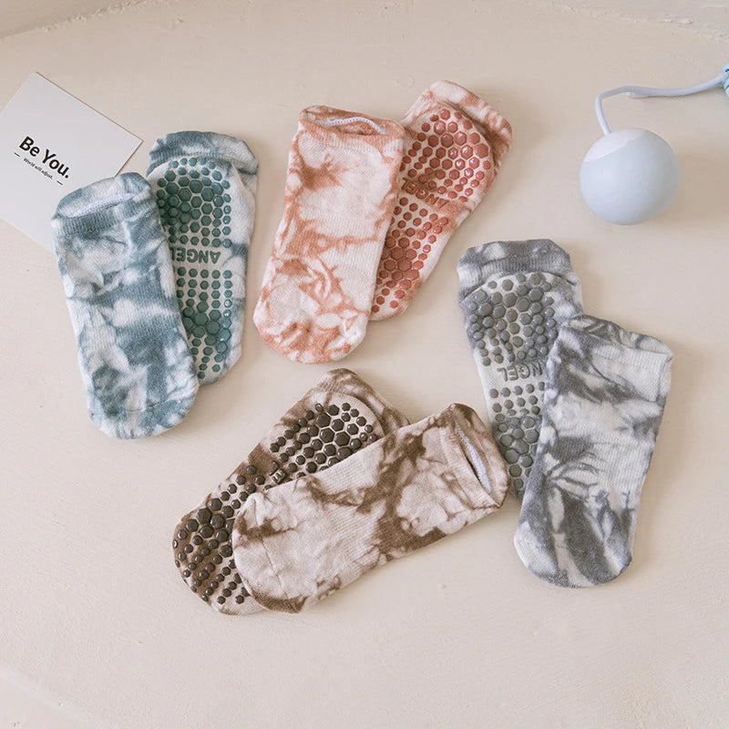 Women's trendy cotton tie-dyed yoga socks with silicone non-slip grip for stylish pilates yoga appearances low-ankle comfort