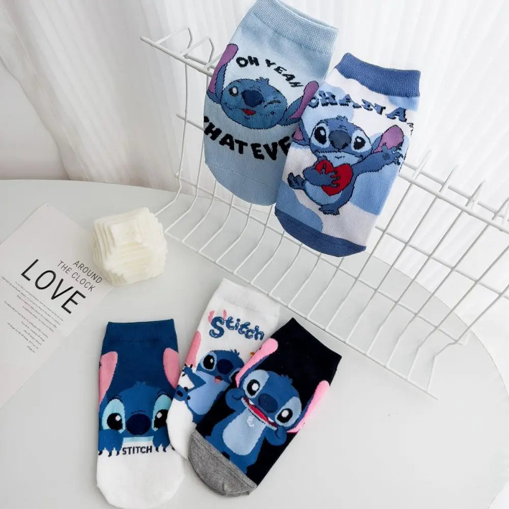 Chaussettes de dessin animé Disney Stitch - Chaussettes en coton pour enfants, cadeaux de Noël Kawaii pour garçons ou filles