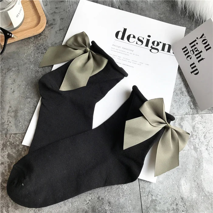 Bow cotton chic and elegant women socks one size EUR35-39 many colours to choose from