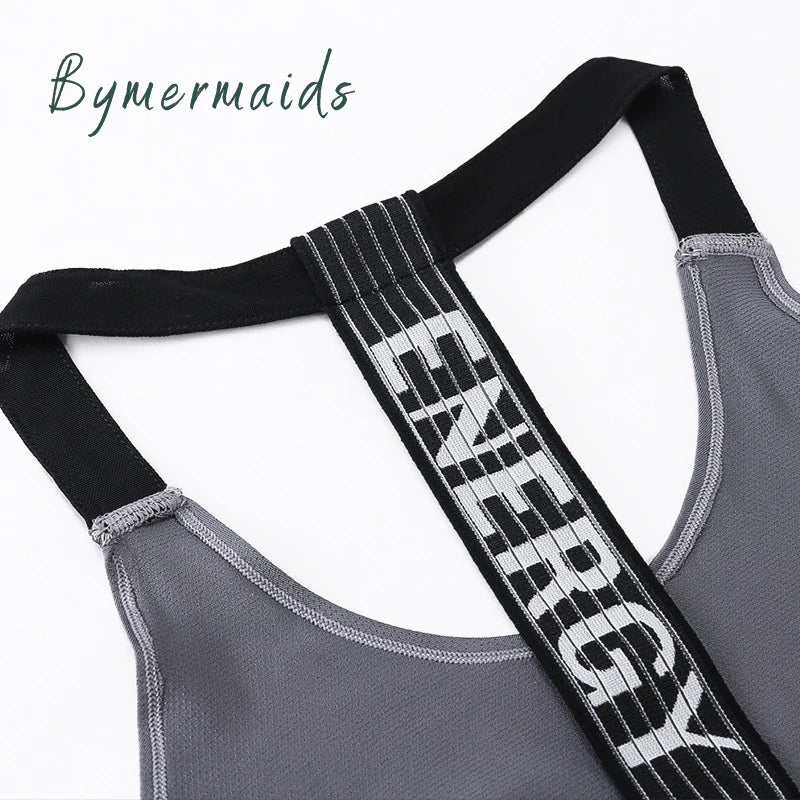 Komfort und Stil mit unserem ärmellosen Sport-Tanktop für Damen für einen aktiven Lebensstil. Hat eine rückenfreie Silhouette, ideal für Yoga, Fitness, Laufen und andere Aktivitäten mit hoher Intensität.