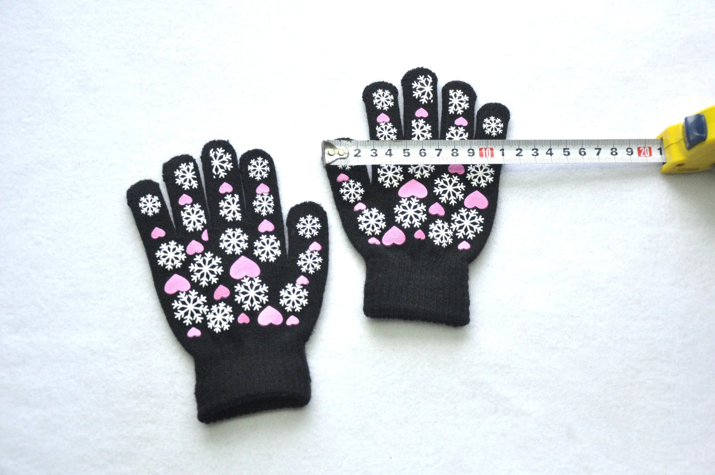 Warm cozy snowflake love print mittens gloves for kids 6-11Y