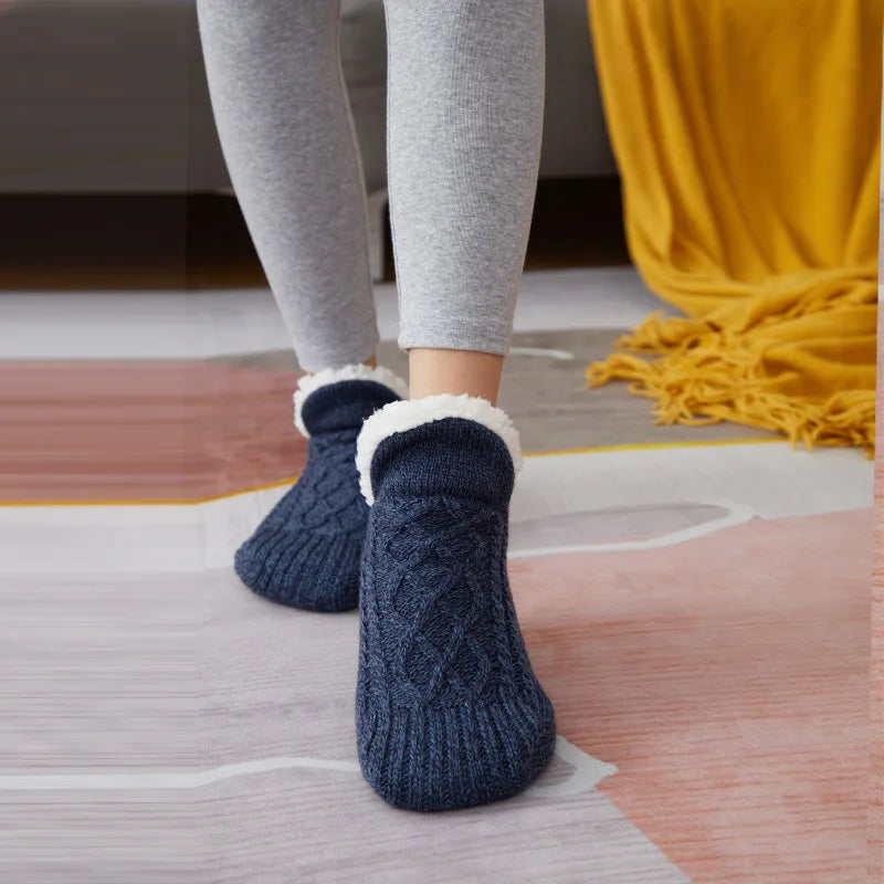 Cozy winter warmth with knitted socks for men with non-slip foot warmer snow cold fuzzy