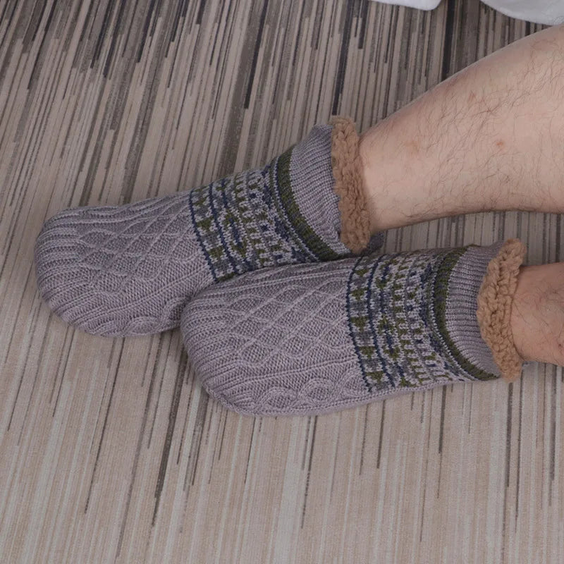 Chaleur hivernale douillette avec des chaussettes tricotées pour hommes avec chauffe-pieds antidérapant neige froide floue