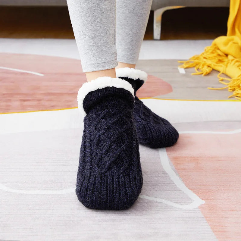 Cozy winter warmth with knitted socks for men with non-slip foot warmer snow cold fuzzy