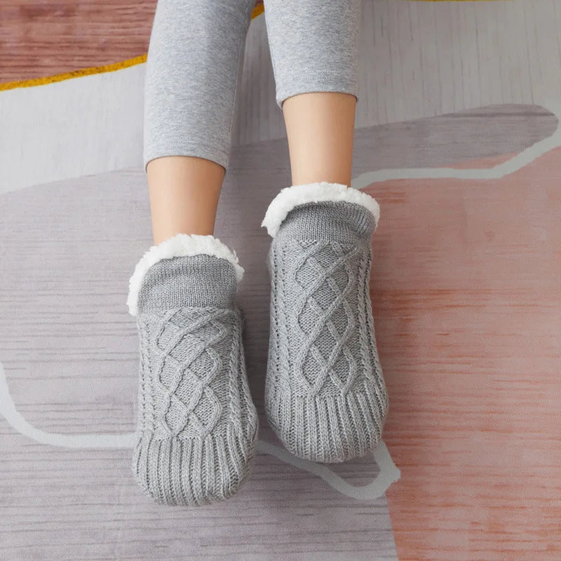 Kuschelige Winterwärme mit gestrickten Socken für Herren mit rutschfestem Fußwärmer, schneekaltem Fuzzy