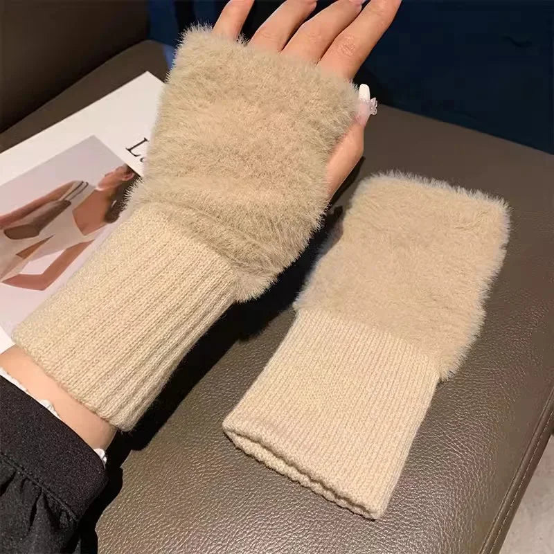 Winter luxury with mink fleece fingerless gloves
